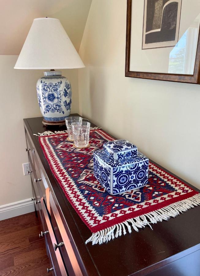 The East Wind Guesthouse Clark's Harbour Bagian luar foto
