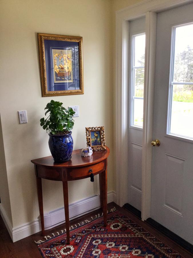 The East Wind Guesthouse Clark's Harbour Bagian luar foto