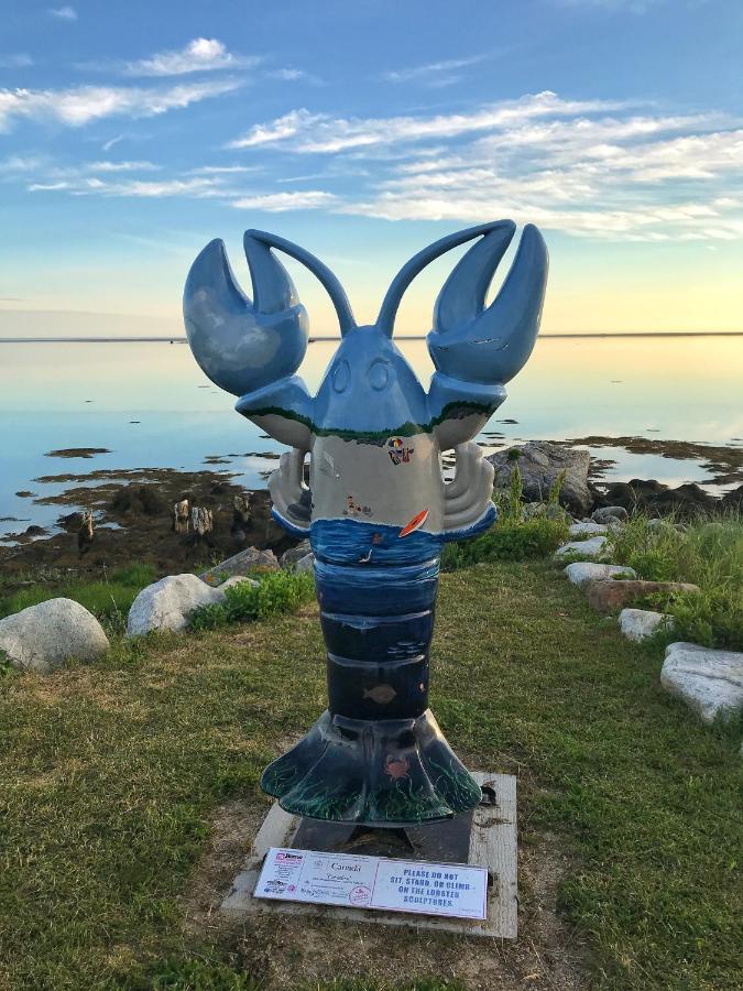 The East Wind Guesthouse Clark's Harbour Bagian luar foto